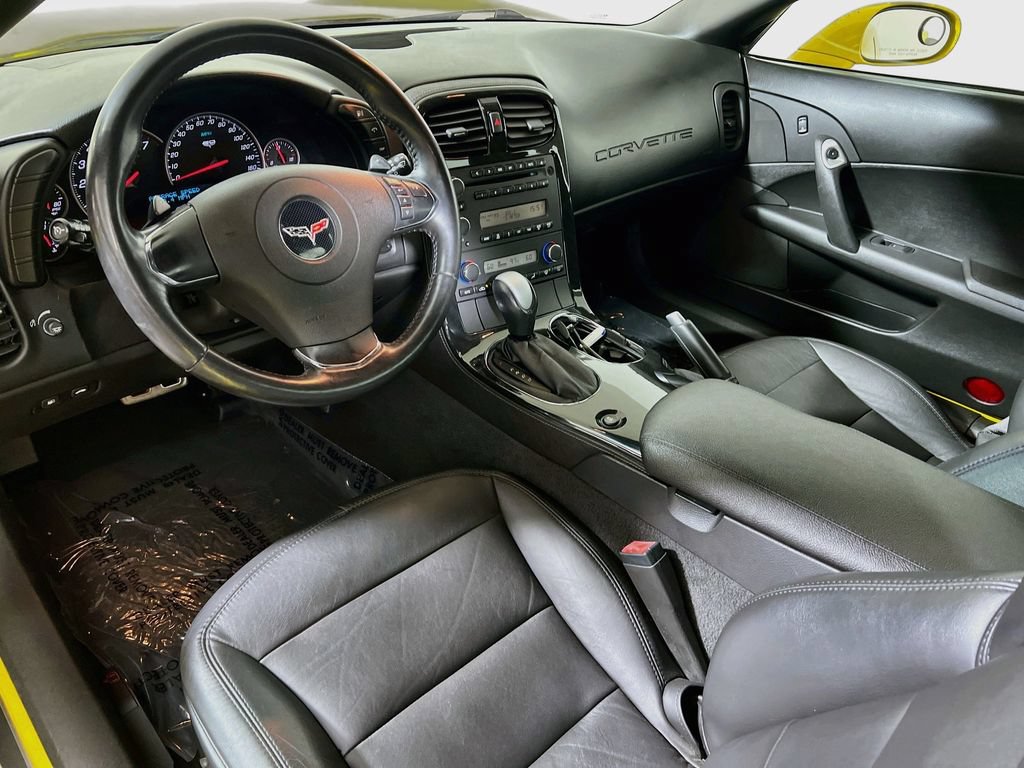 Used 2013 Chevrolet Corvette Coupe RWD image 9