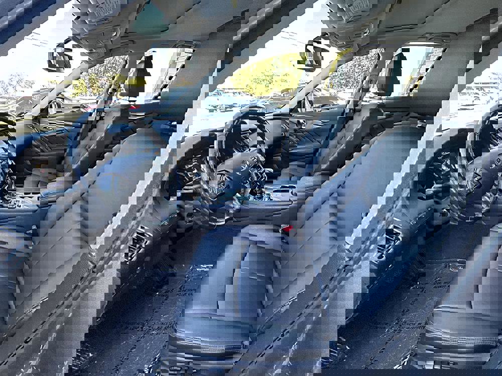 Used 2016 INFINITI Q50 Premium w/ 2.0T Premium Plus Package image 4