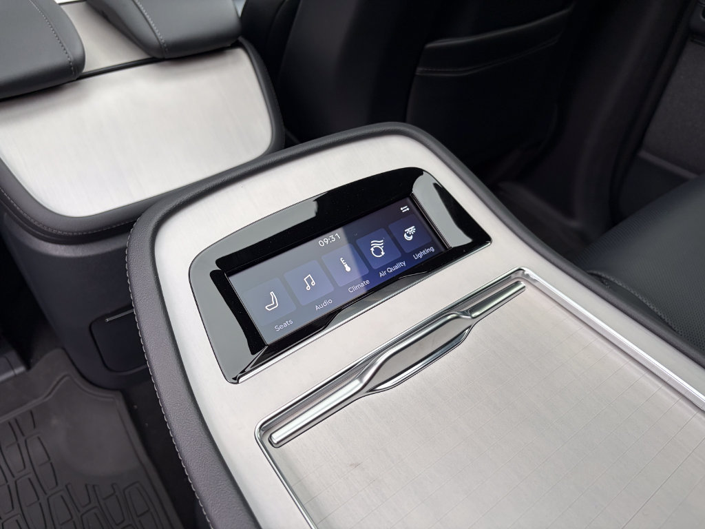New 2027 Lincoln Navigator Reserve w/ Jet Appearance Package AWD/4WD image 60
