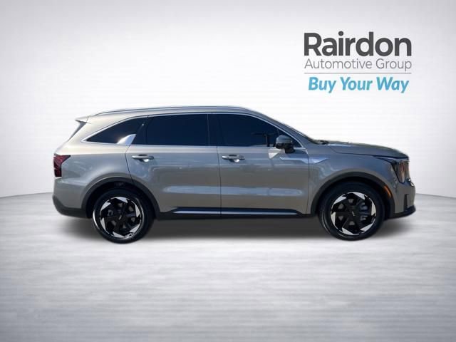 Used 2025 Kia Sorento EX image 8