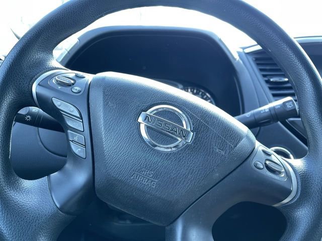 Used 2018 Nissan Pathfinder S image 12