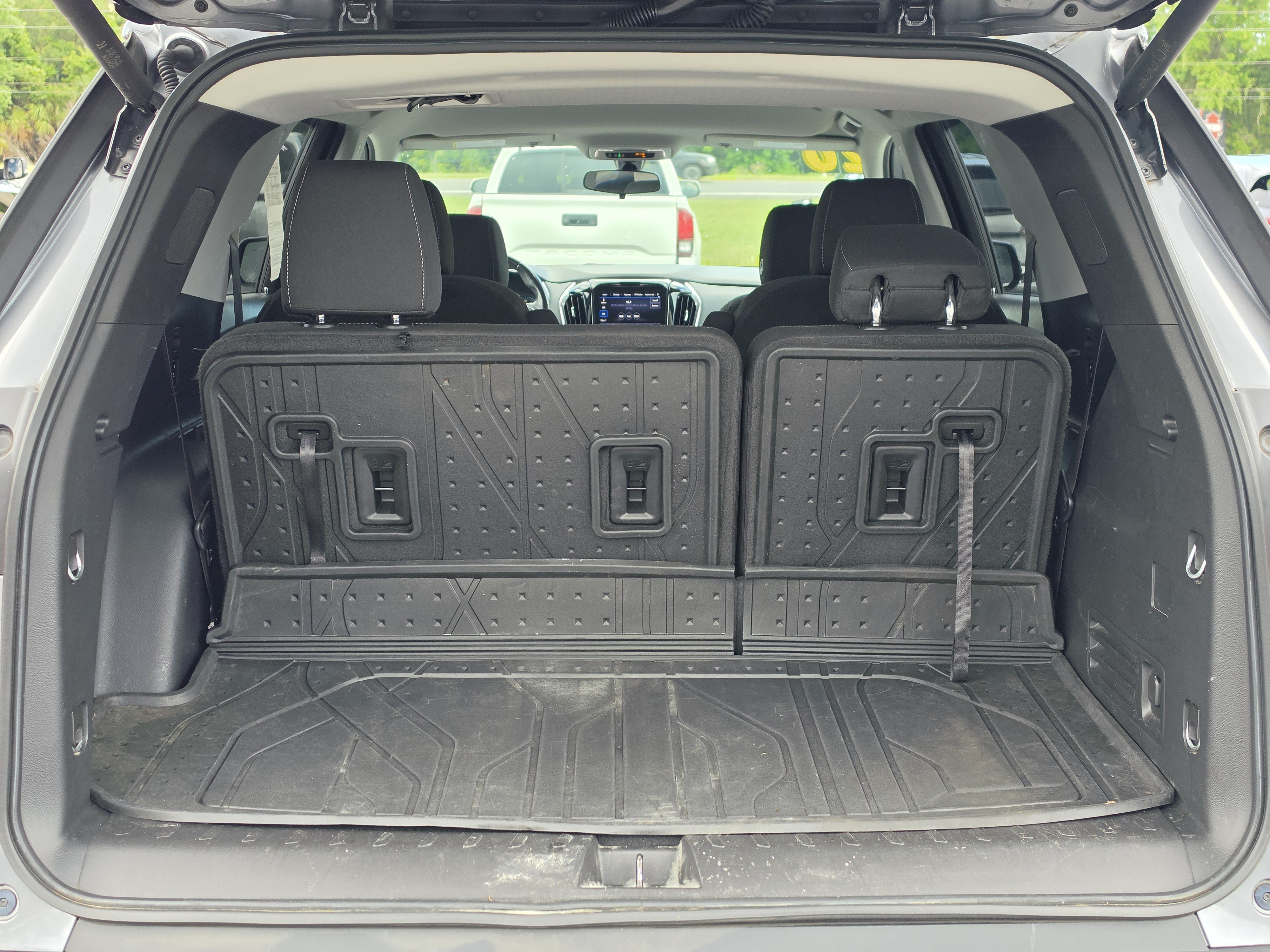 Certified 2020 Chevrolet Traverse LT w/ LPO, Floor Liner Package AWD/4WD image 15