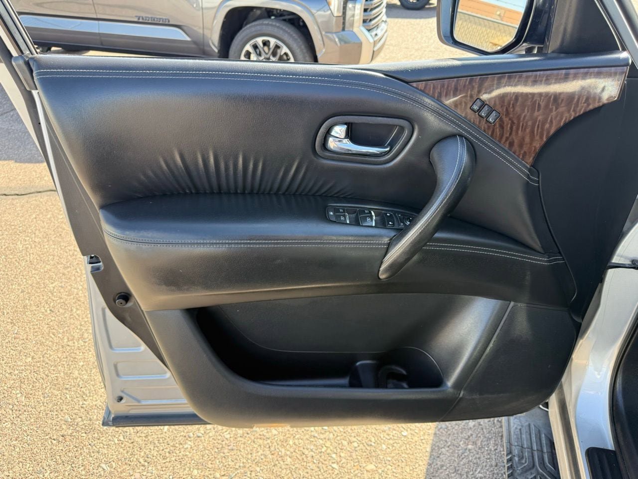 Used 2018 Nissan Armada SL w/ Moonroof Package RWD image 16