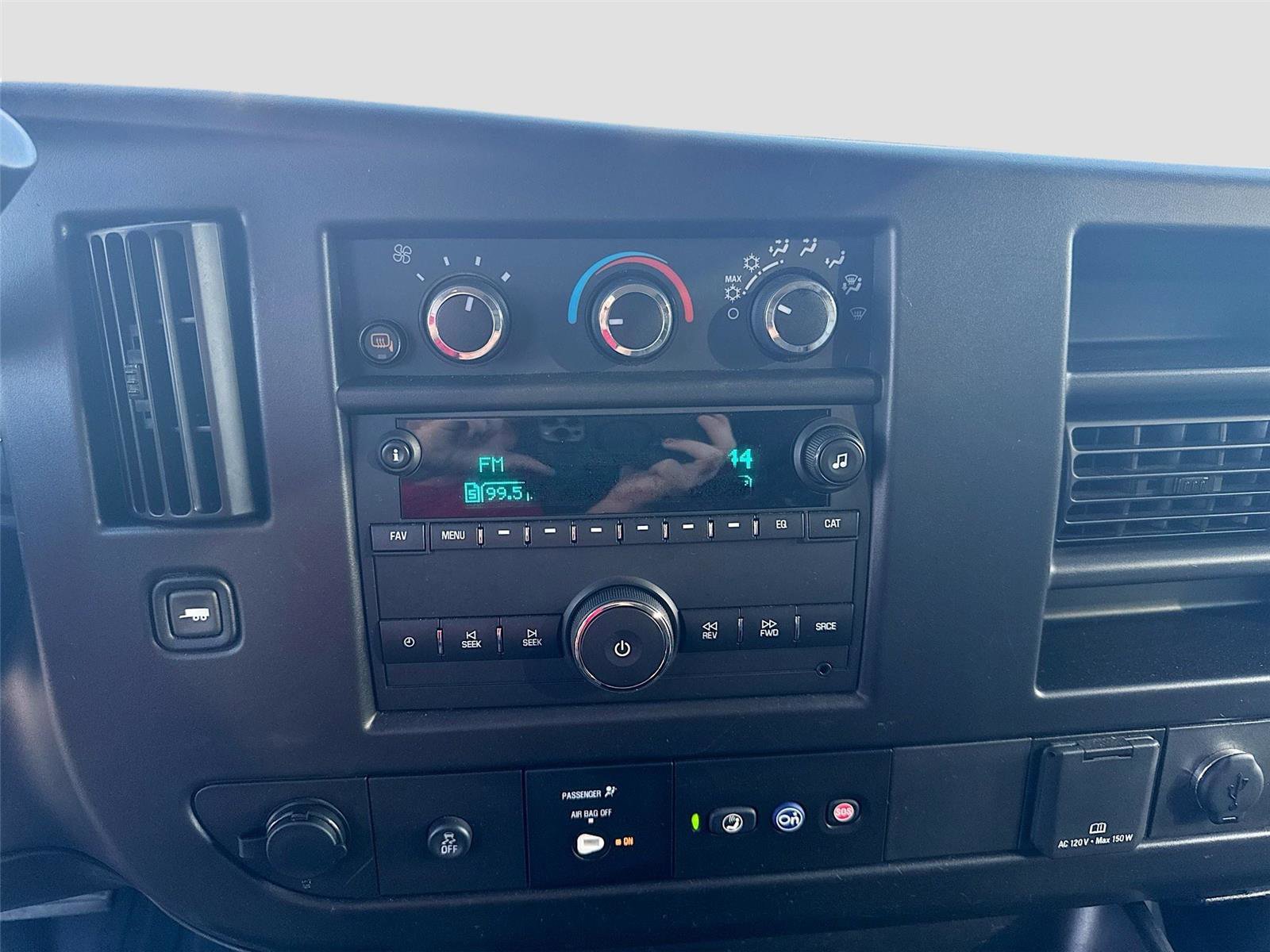 Used 2022 Chevrolet Express 3500 LS image 9