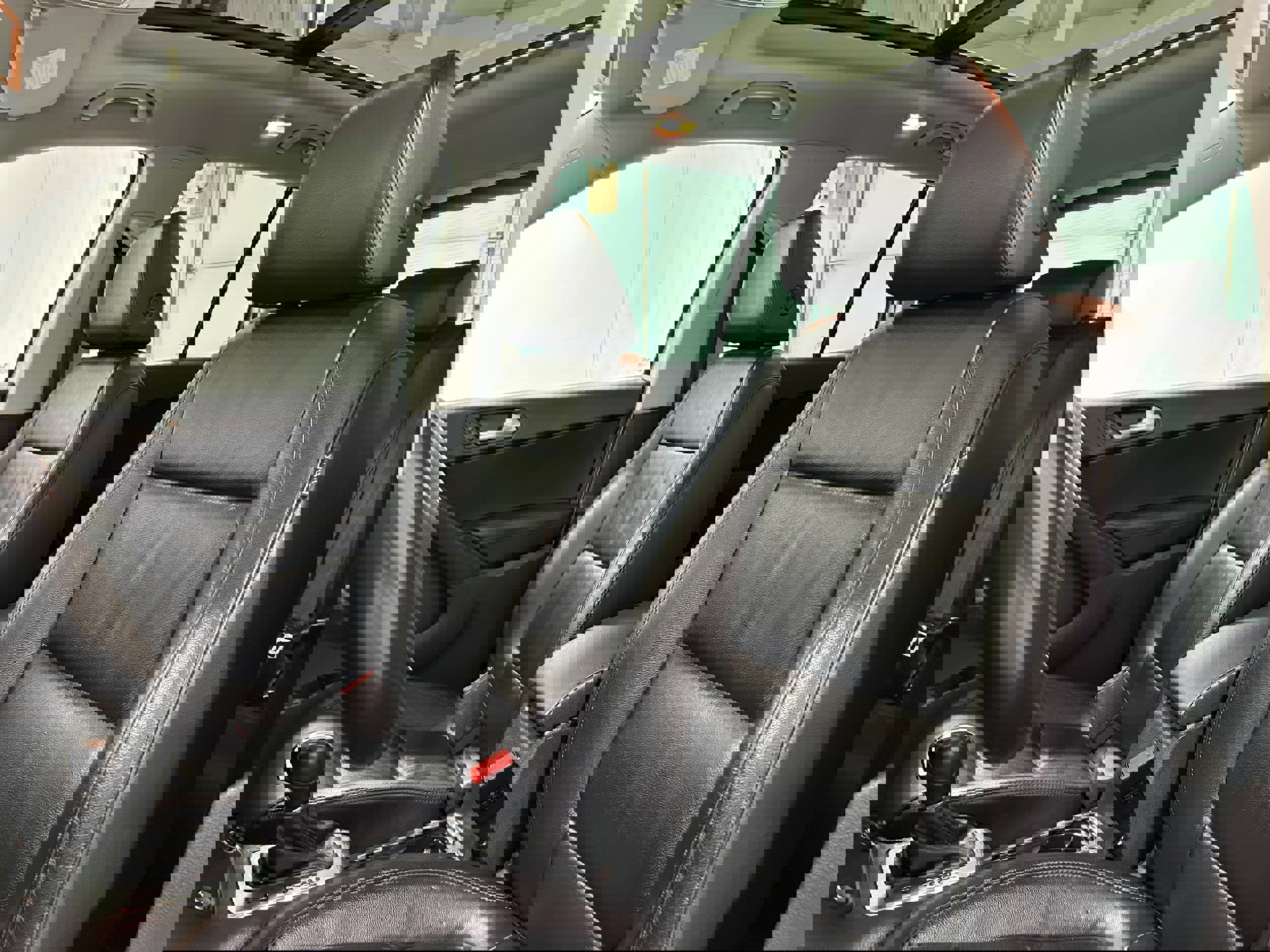 Used 2017 Volkswagen Tiguan Sport image 7