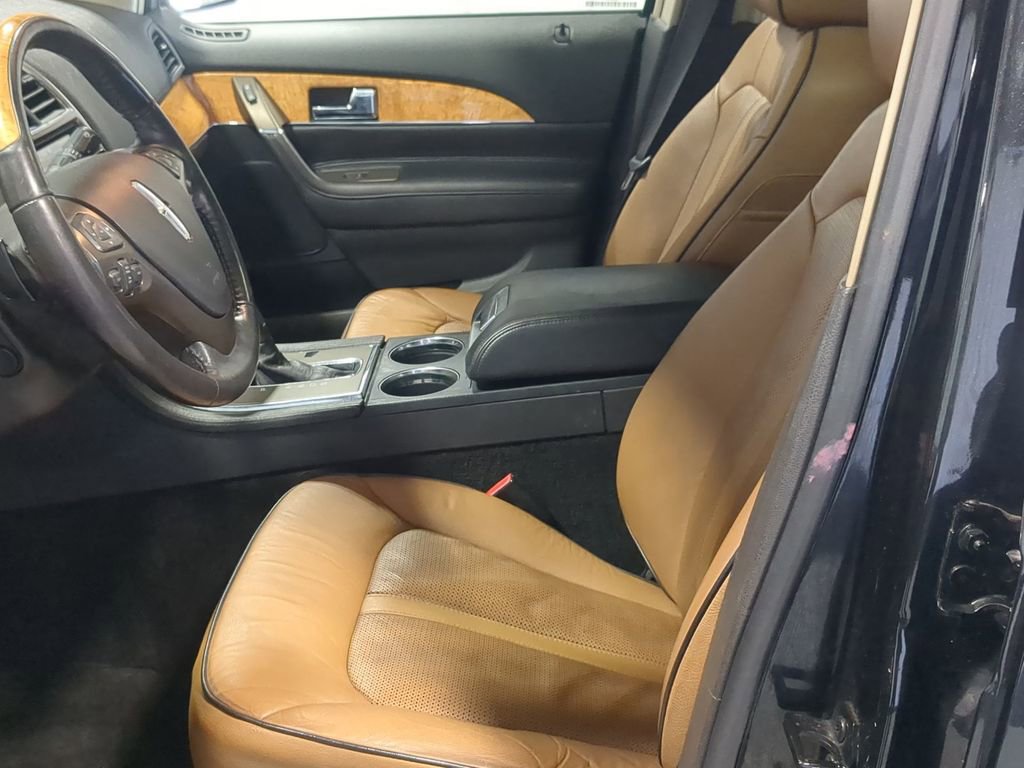 Used 2015 Lincoln MKX AWD w/ Equipment Group 102A image 19
