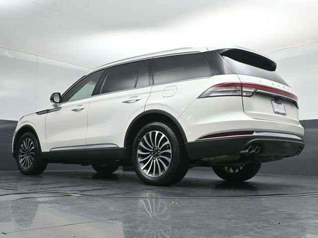 Used 2023 Lincoln Aviator AWD w/ Premium Package image 39