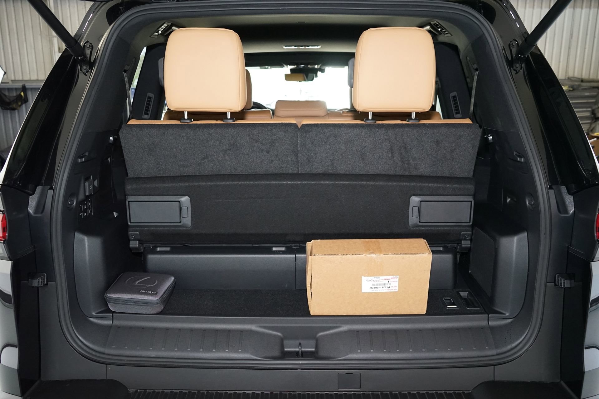 Used 2026 Lexus LX 700h Luxury image 36