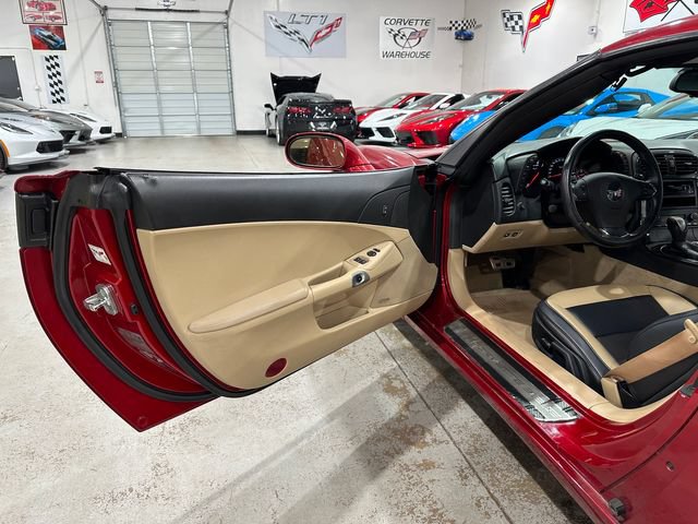 Used 2012 Chevrolet Corvette Coupe w/ 2LT Preferred Equipment Group RWD image 14
