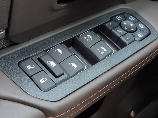 New 2027 RAM 2500 Limited AWD/4WD image 24