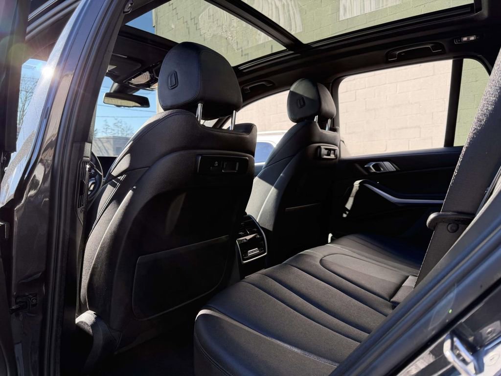 Used 2022 BMW X5 xDrive45e image 27