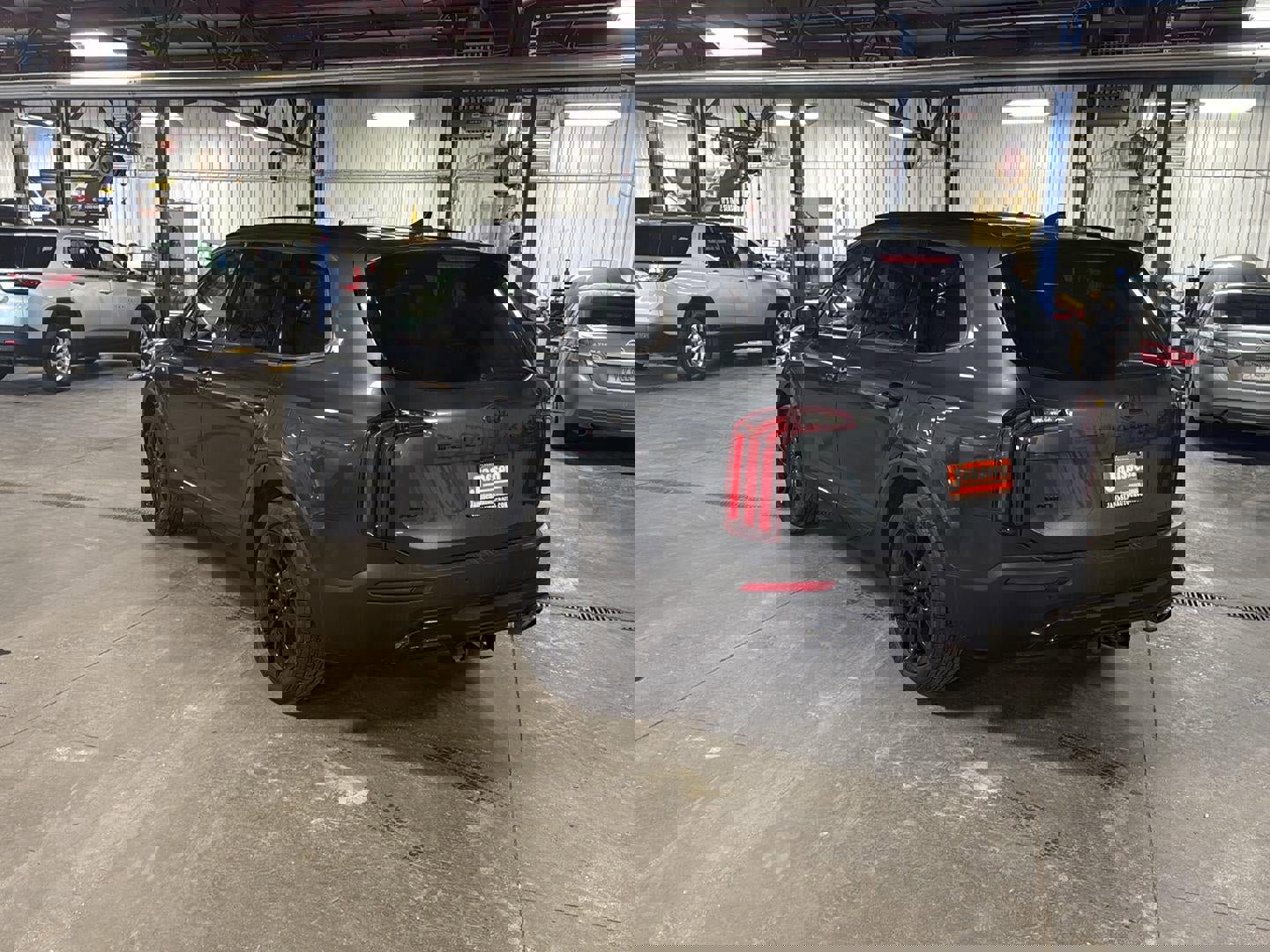 Used 2021 Kia Telluride SX w/ Nightfall Edition Package image 2