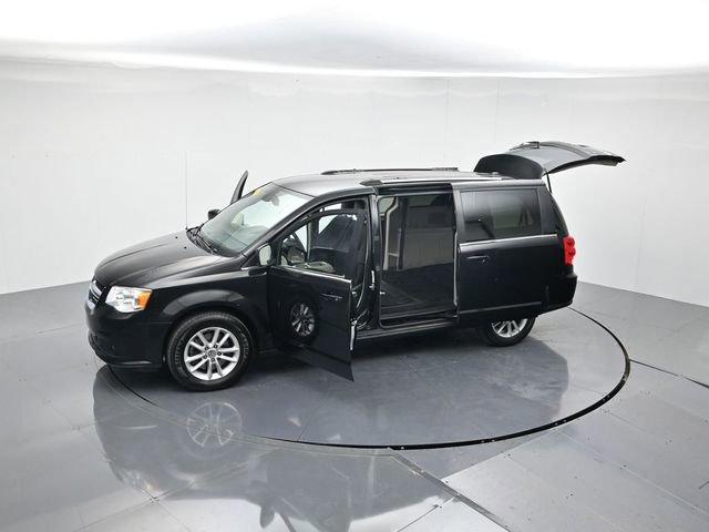 Used 2019 Dodge Grand Caravan SXT image 45