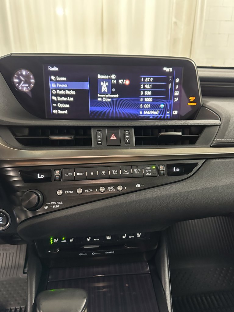 Used 2019 Lexus ES 350 w/ Accessory Package 2 FWD image 23