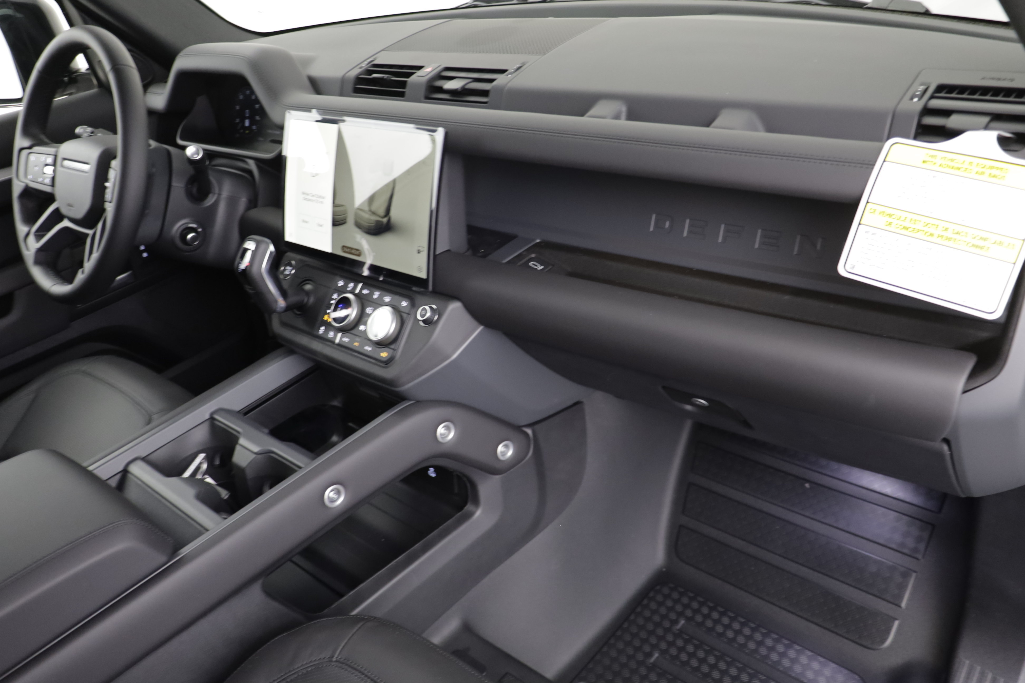 New 2026 Land Rover Defender 110 X-Dynamic SE AWD/4WD image 22