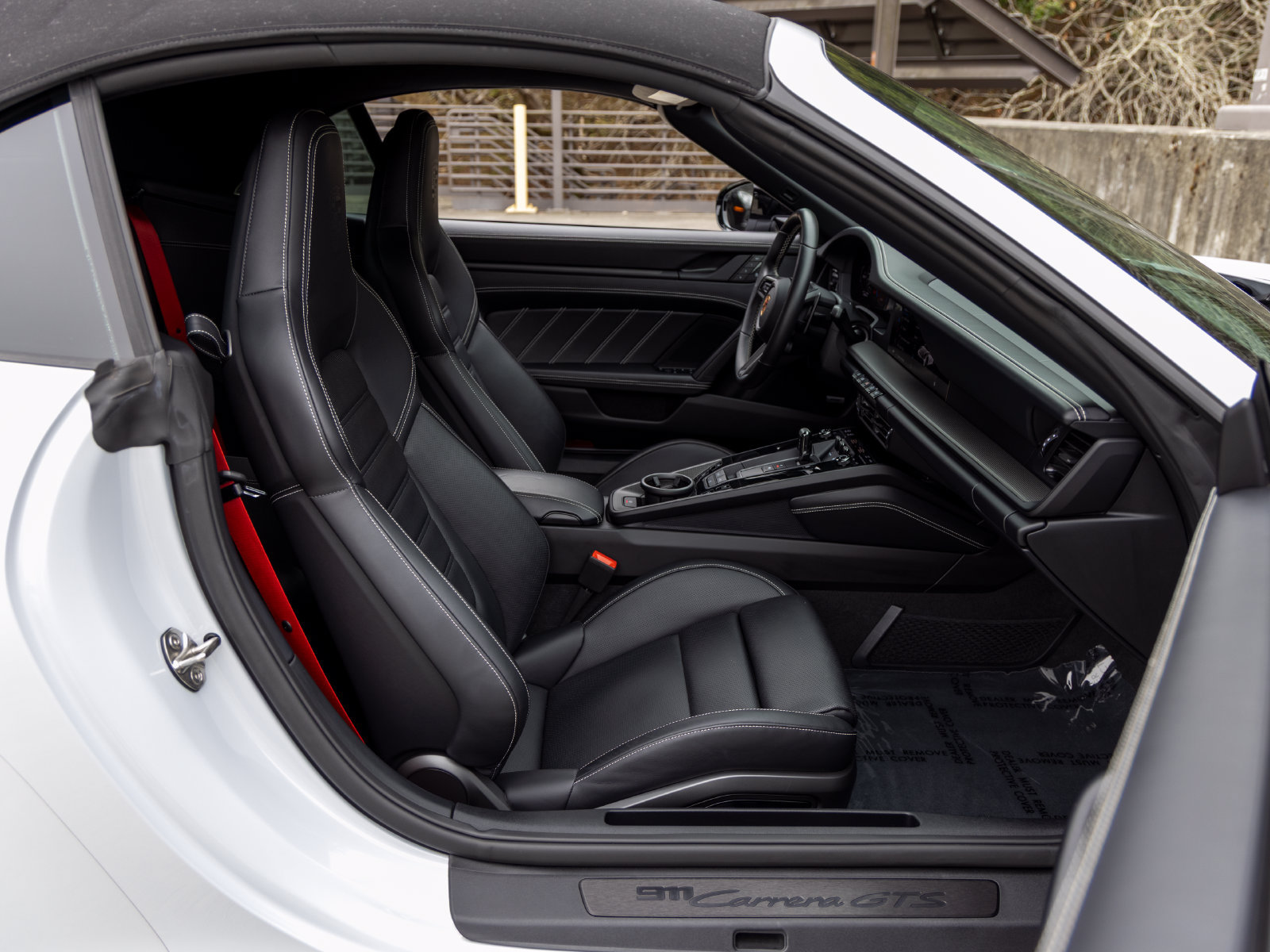 Certified 2025 Porsche 911 Carrera GTS RWD image 54
