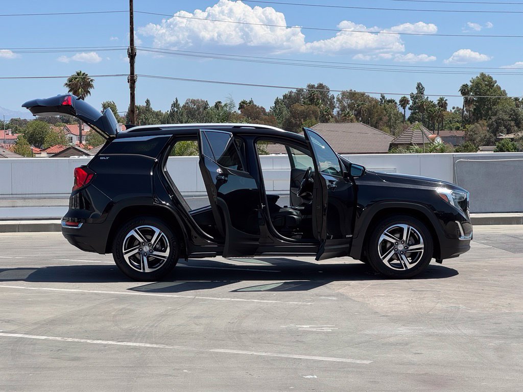Used 2020 GMC Terrain SLT FWD image 28