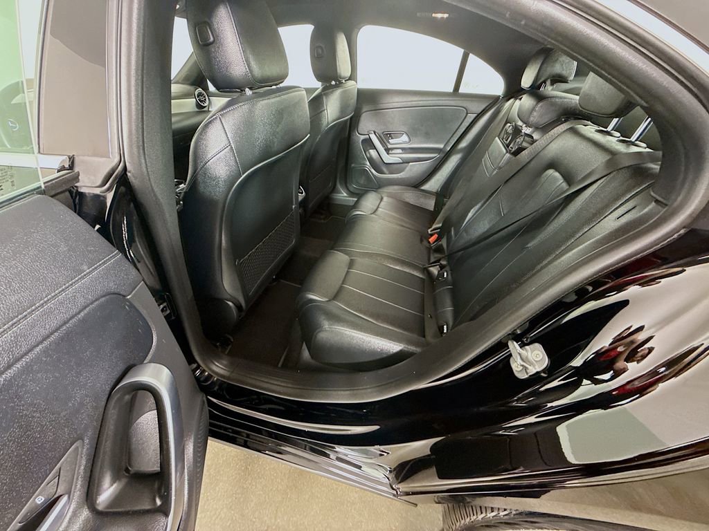 Used 2025 Mercedes-Benz CLA 250 4MATIC image 17