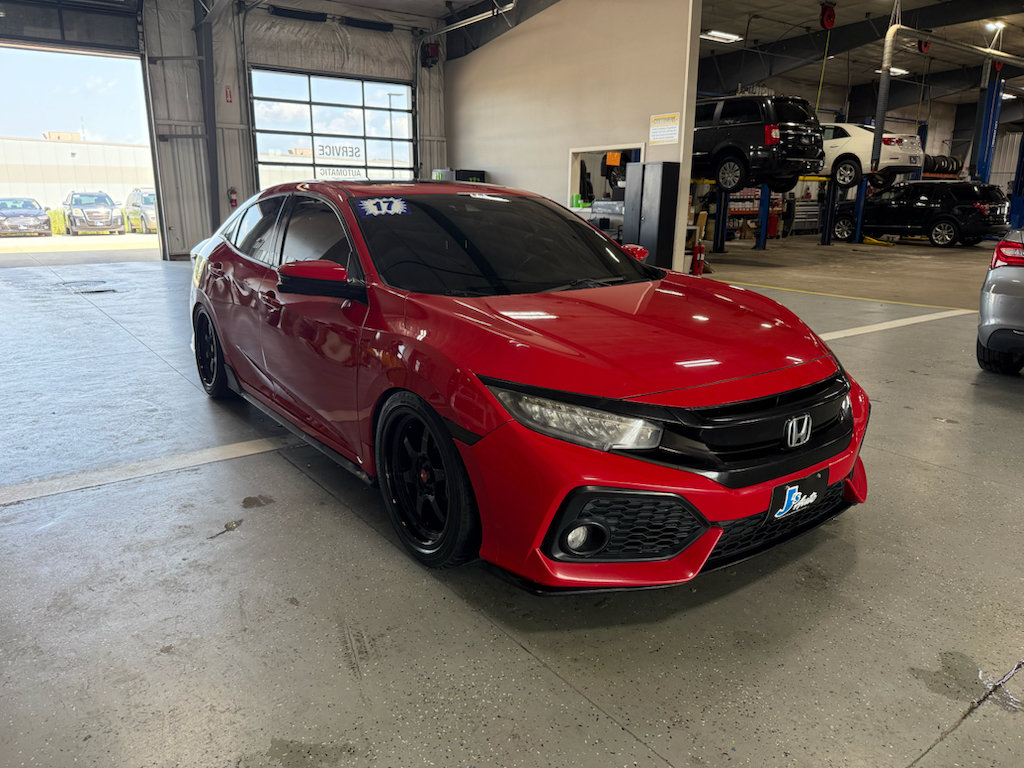 Used 2017 Honda Civic Sport Touring image 6