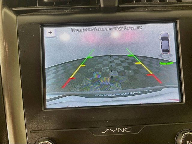 Used 2019 Ford Fusion SE FWD image 15