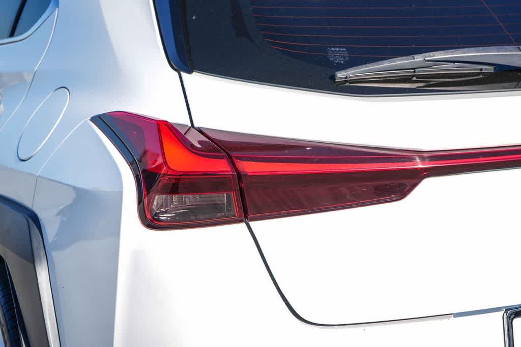 Used 2020 Lexus UX 200 w/ Accessory Package FWD image 9