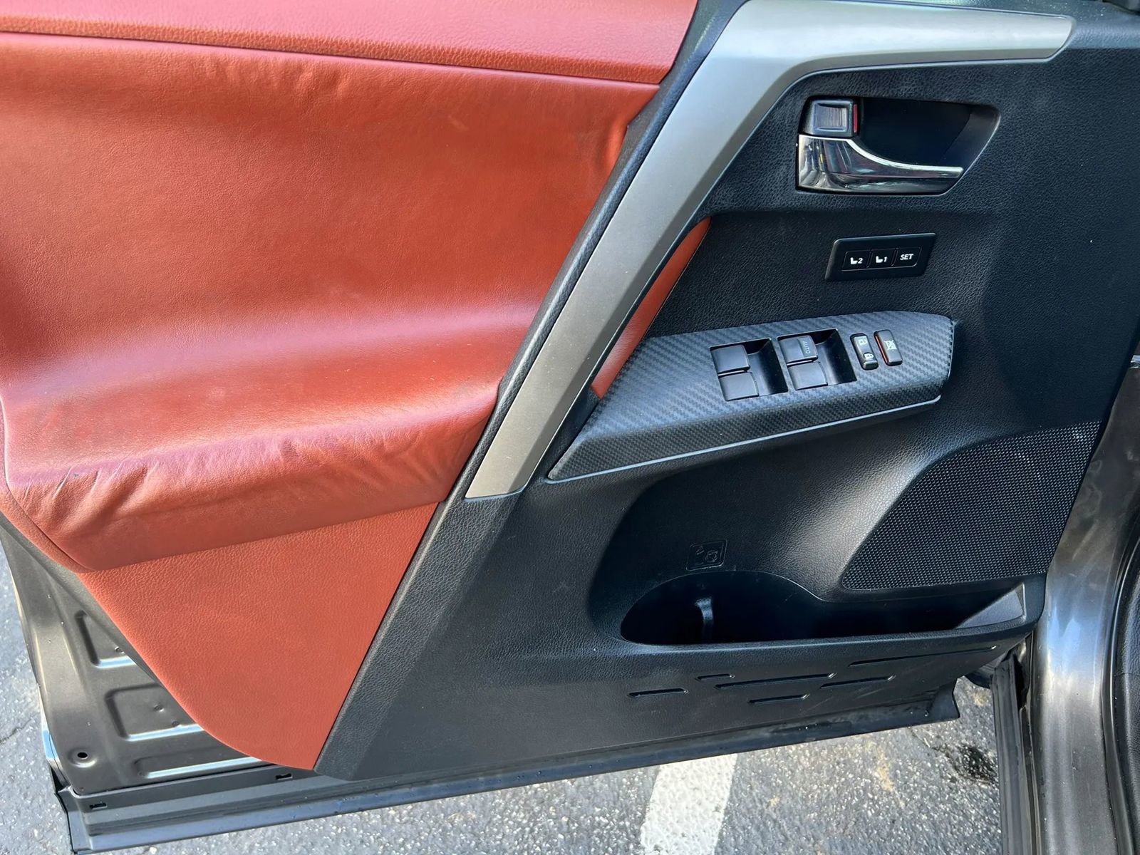 Used 2013 Toyota RAV4 Limited FWD image 22