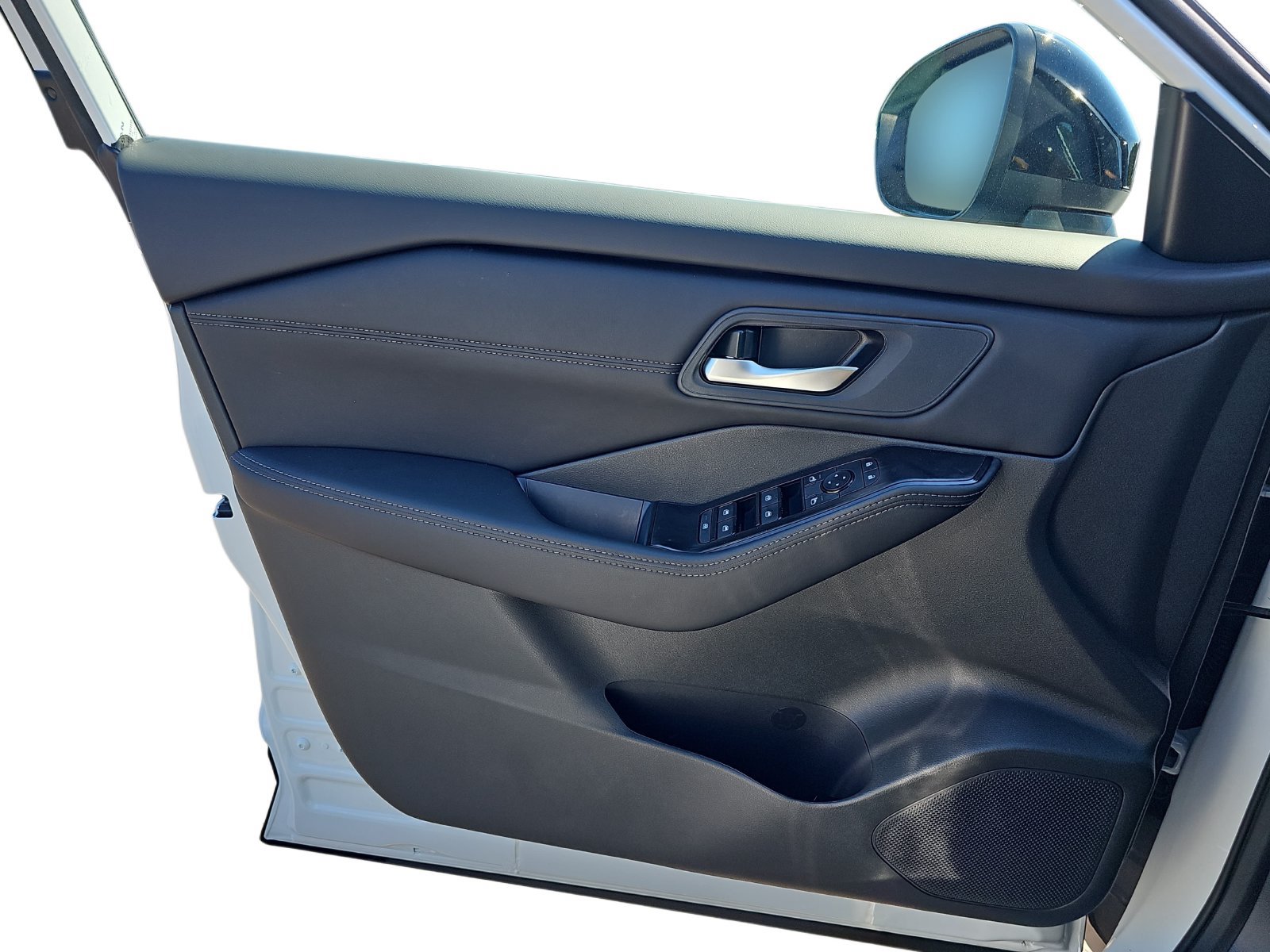 New 2027 Nissan Rogue Dark Armor FWD image 25