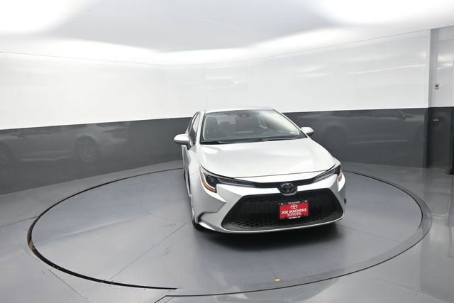 Used 2022 Toyota Corolla LE FWD image 27