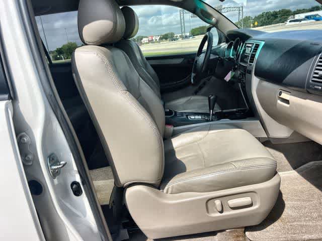Used 2006 Toyota 4Runner SR5 RWD image 12
