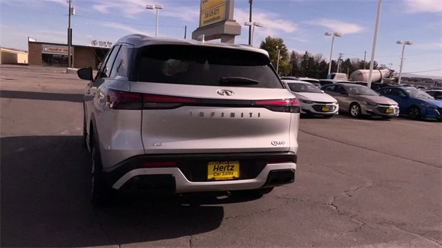 Used 2023 INFINITI QX60 Luxe image 8