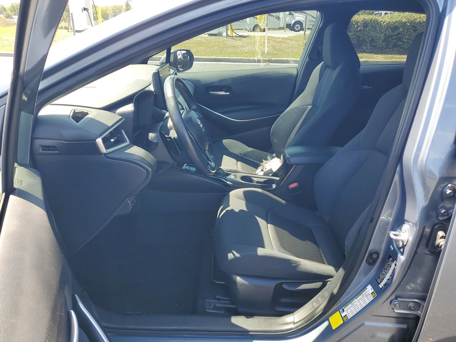 Used 2022 Toyota Corolla SE FWD image 16