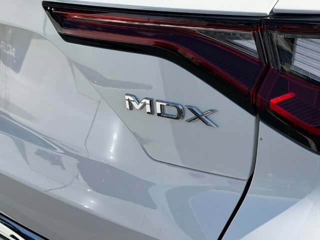 Certified 2026 Acura MDX FWD image 8
