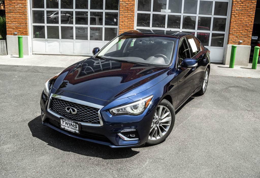 Used 2022 INFINITI Q50 Luxe AWD/4WD image 2
