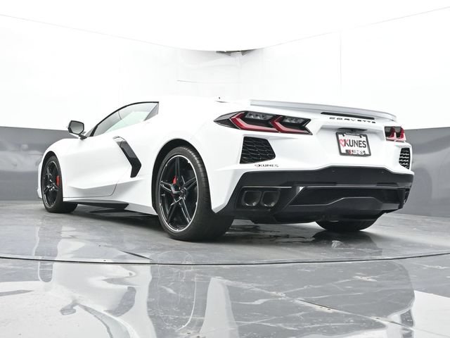 Used 2024 Chevrolet Corvette Stingray Premium Conv w/ Battery Protection Package RWD image 43