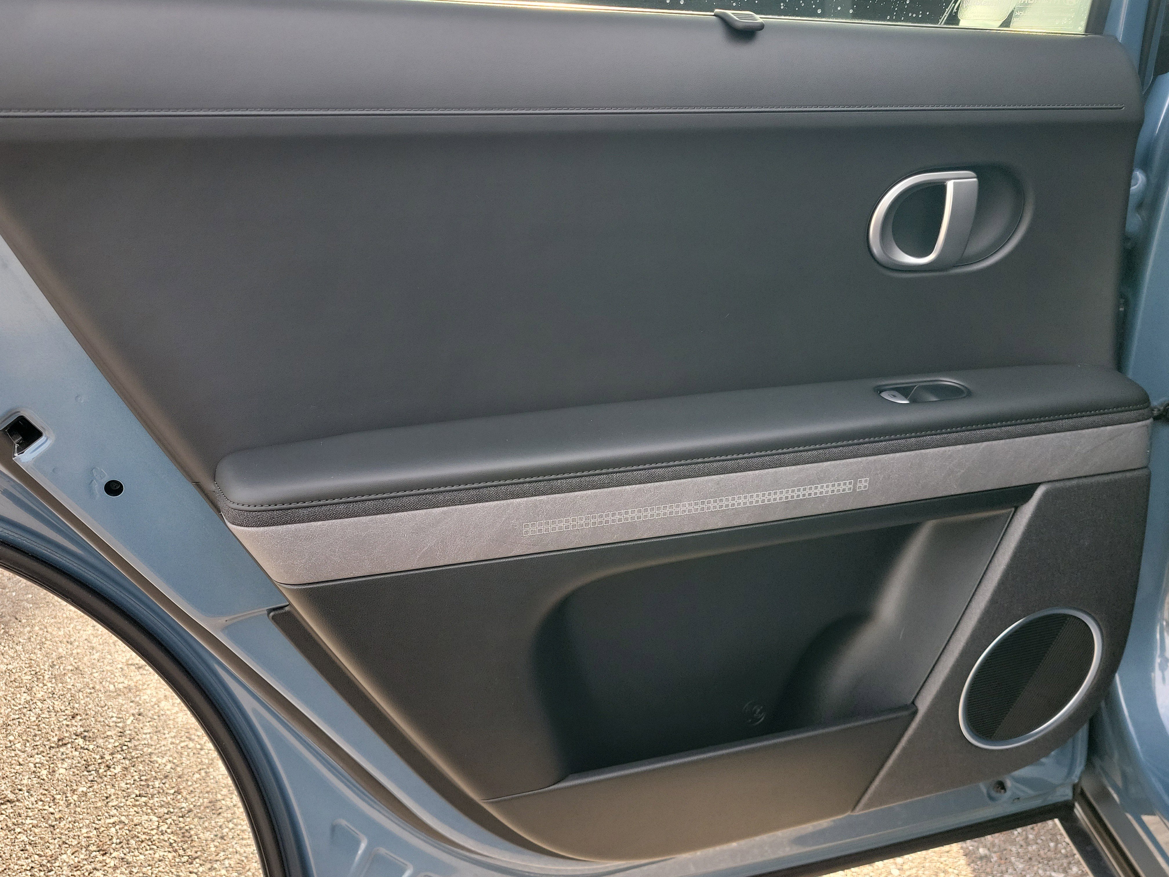 Certified 2023 Hyundai Ioniq 5 Limited w/ Cargo Package image 11