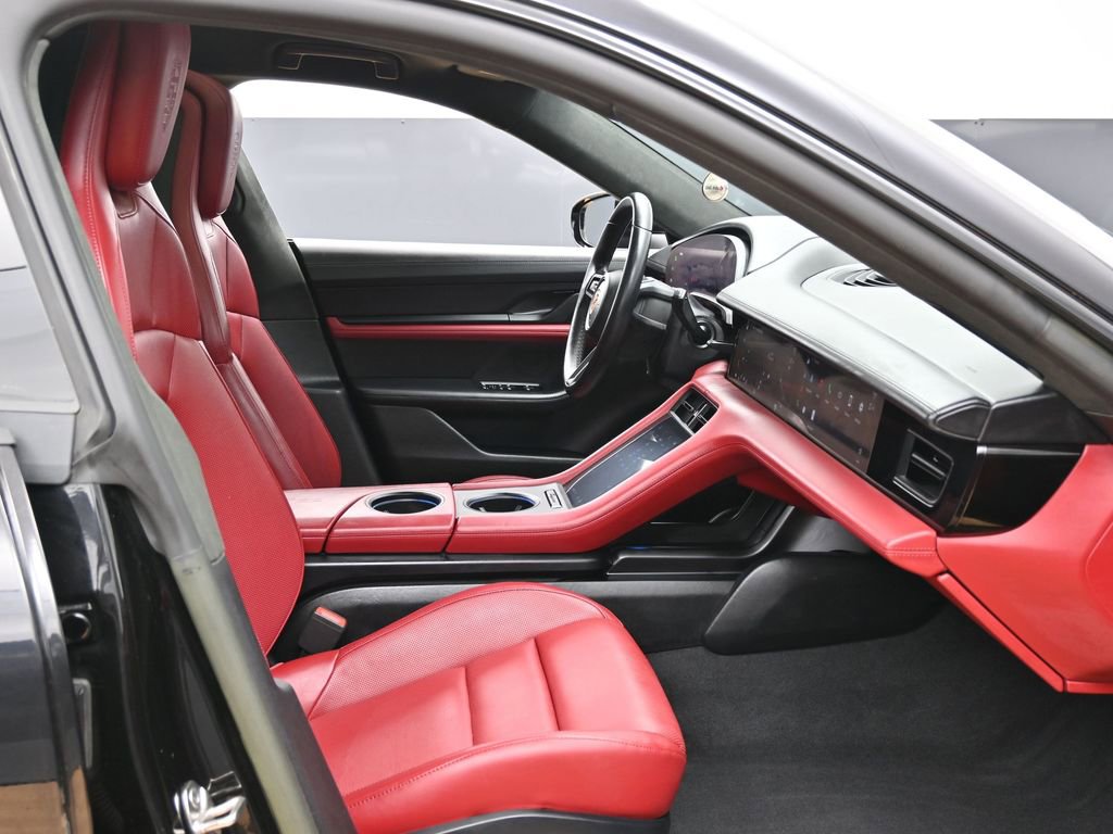 Used 2023 Porsche Taycan 4 Cross Turismo w/ Premium Package image 39