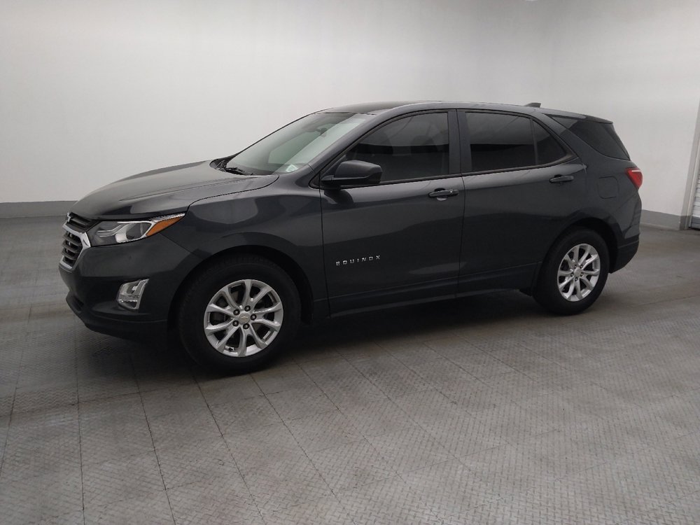 Used 2020 Chevrolet Equinox LS FWD image 2
