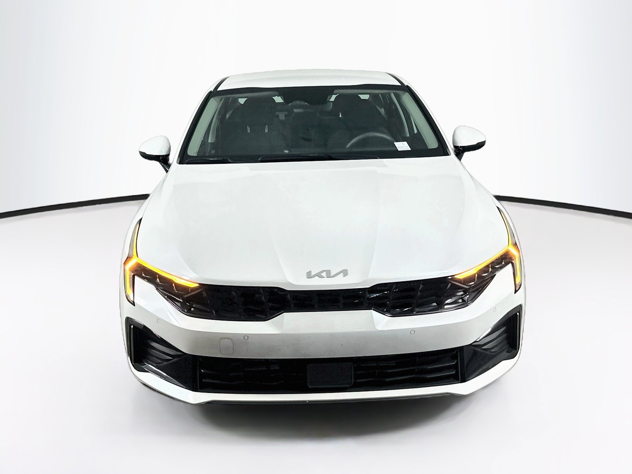 Used 2025 Kia K5 LXS FWD image 2