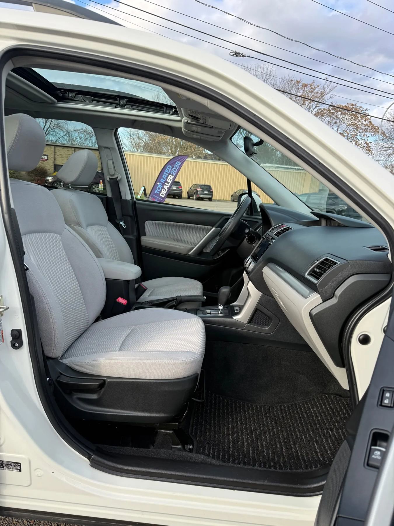 Used 2017 Subaru Forester 2.5i Premium image 15