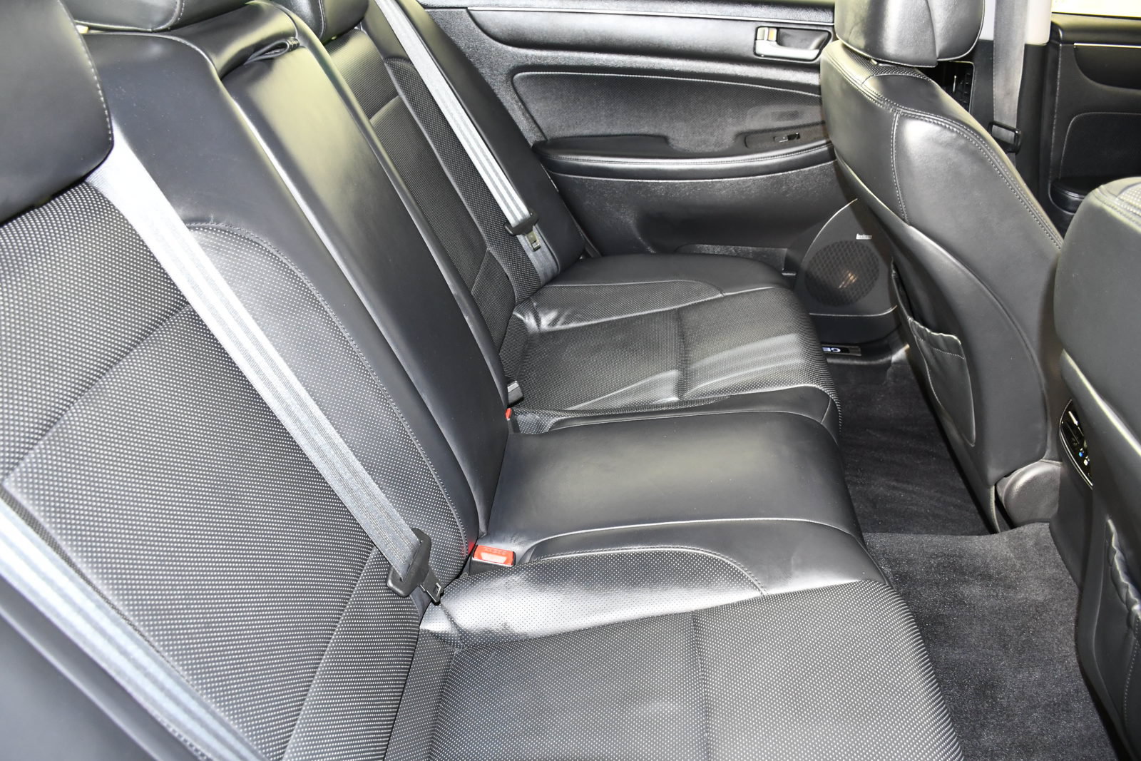 Used 2013 Hyundai Genesis 5.0 R-Spec RWD image 46