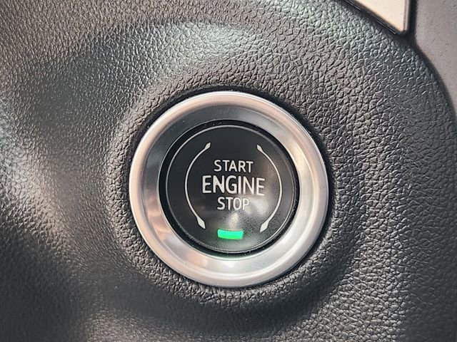 Used 2020 Chevrolet Silverado 1500 LT w/ Texas Edition image 19