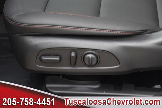 New 2026 Chevrolet Trax RS w/ Sunroof Package FWD image 15