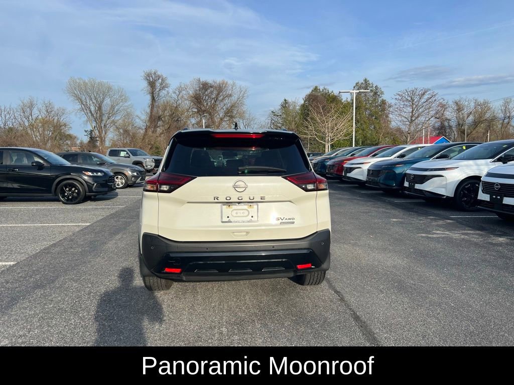 Used 2023 Nissan Rogue SV w/ SV Premium B Package AWD/4WD image 12