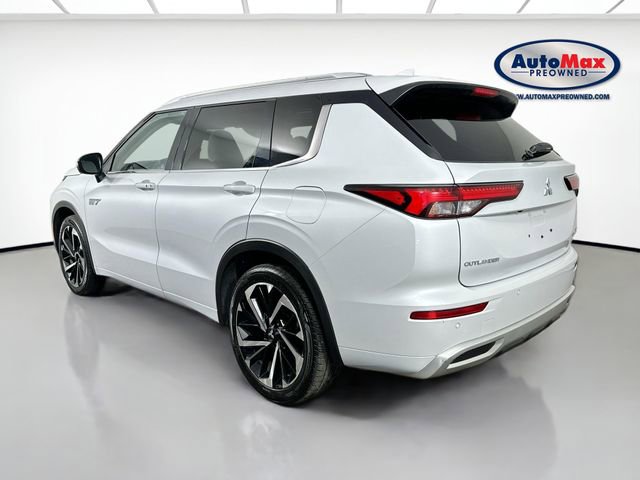 Used 2023 Mitsubishi Outlander SEL AWD/4WD image 6