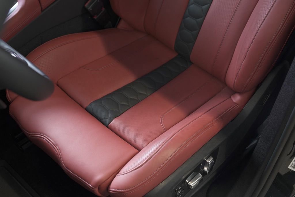 Used 2026 BMW X6 M Competition AWD/4WD image 34