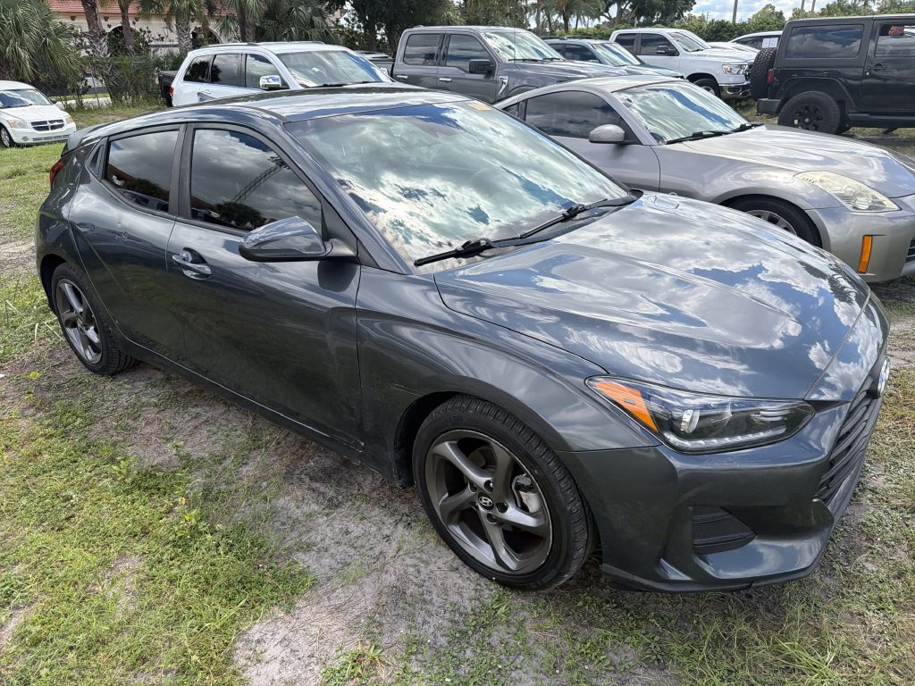 Used 2019 Hyundai Veloster 2.0 FWD image 4