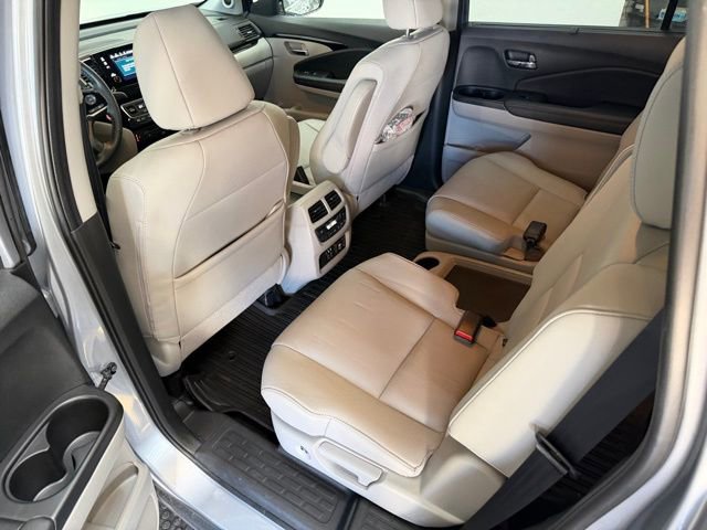 Used 2022 Honda Pilot Touring image 35