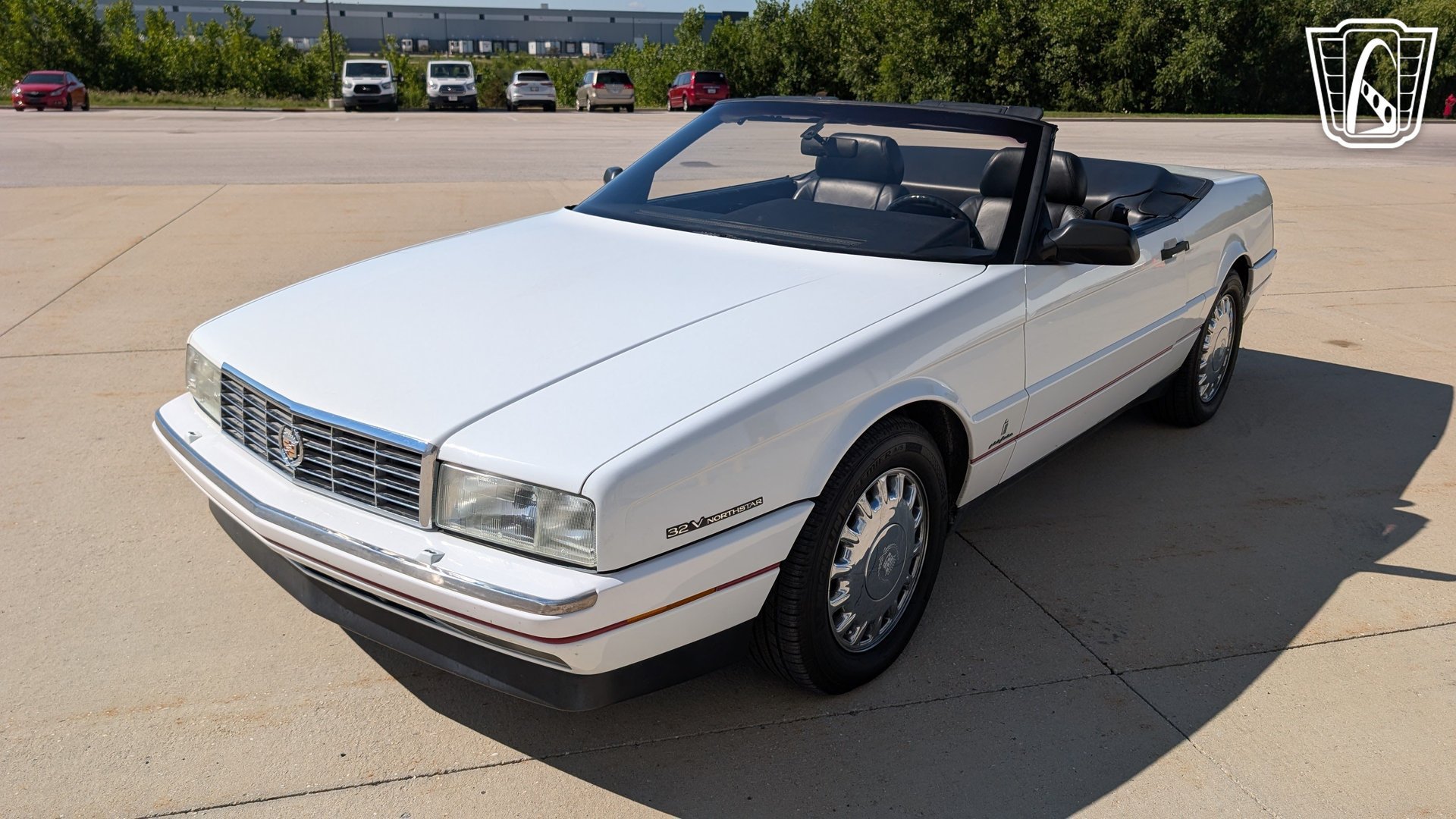 Used 1993 Cadillac Allante FWD image 2
