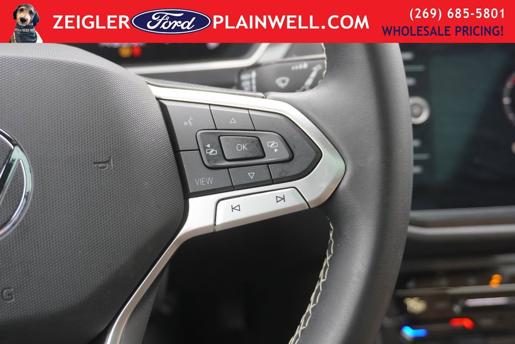 Used 2024 Volkswagen Tiguan SE image 23