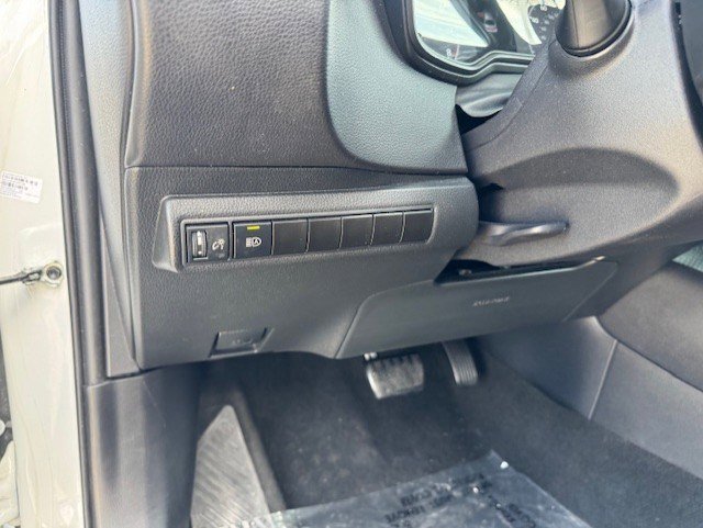 Used 2024 Toyota Corolla LE w/ SE Convenience Package FWD image 14